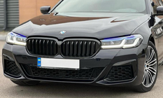 BMW řada 5 G30/G31 2017–2023 Ledvinky 1 Bar (2021+, leskle černé) fotografie 2