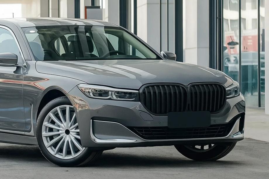BMW řada 7 G11/G12 2015–2022 Ledvinky 1 Bar (2019-2022, černá matná) Image