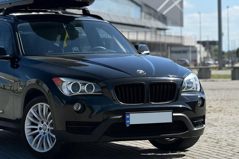 BMW X1 E84 2009–2015 Mřížky chladiče (ledvinky) M-Look, černé matné Image