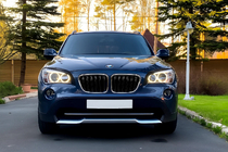 BMW X1 E84 2009–2015 Ledvinky M-Look (lesklá černá s chromovým lemem) fotografie 1