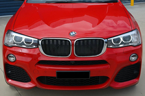 BMW X4 F26 2014–2018 Ledvinky M-Look (lesklá černá s chromovým lemem) fotografie 1