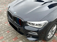 BMW X4 G02 2018– Ledvinky M-Look (2018-2021, M-Color) fotografie 1