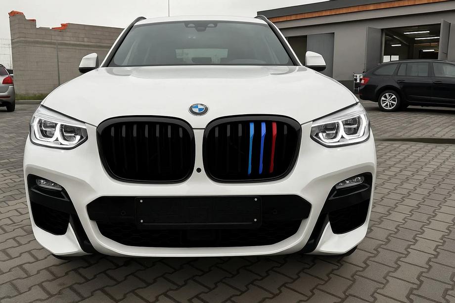 BMW X3 G01 2018– Ledvinky – mřížka chladiče 1 Bar (2018-2021, M-Color) Image