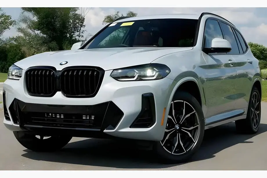 BMW X3 G01 2018– Ledvinky 1 Bar (2021+, leskle černé) Image