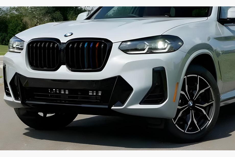 BMW X3 G01 2018– Ledvinky 1 Bar (2021+, M-Color) Image