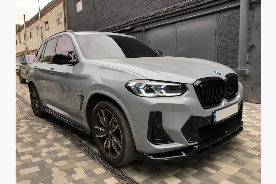 BMW X3 G01 2018– M-Look ledvinky (2021+, černá lesklá) Image