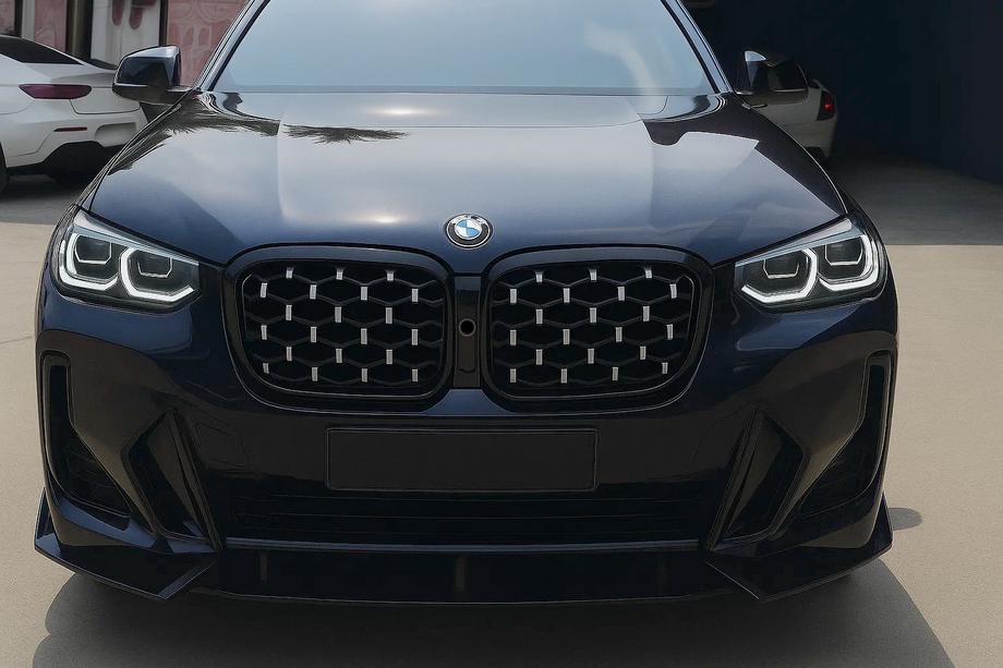 BMW X3 G01 2018– Ledvinky Diamond Silver (2021+, černé lemování) Image