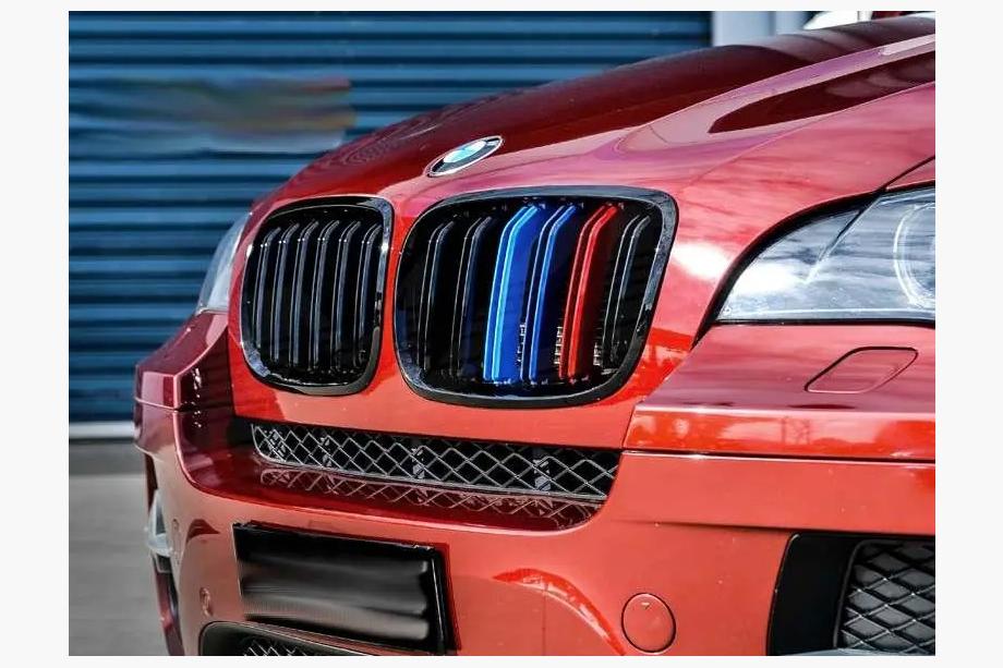 BMW X5 E70 2007–2013 Ledvinky M-Look (M-Color) Image