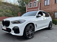 BMW X5 G05 2019–2026 Ledvinky 1 Bar (2019-2022, černá lesklá) fotografie 2