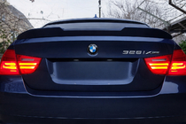 BMW řady 3 E90/E91 2005–2011 Spoiler PSM Style (pro E90, lesklý černý) fotografie 2