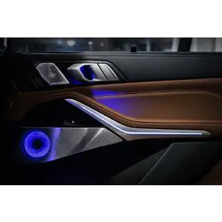 Sada podsvícených krytů na palubní desku Bowers&Wilkins fotografie 4