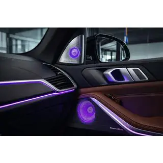 Sada podsvícených krytů na palubní desku Bowers&Wilkins fotografie 3