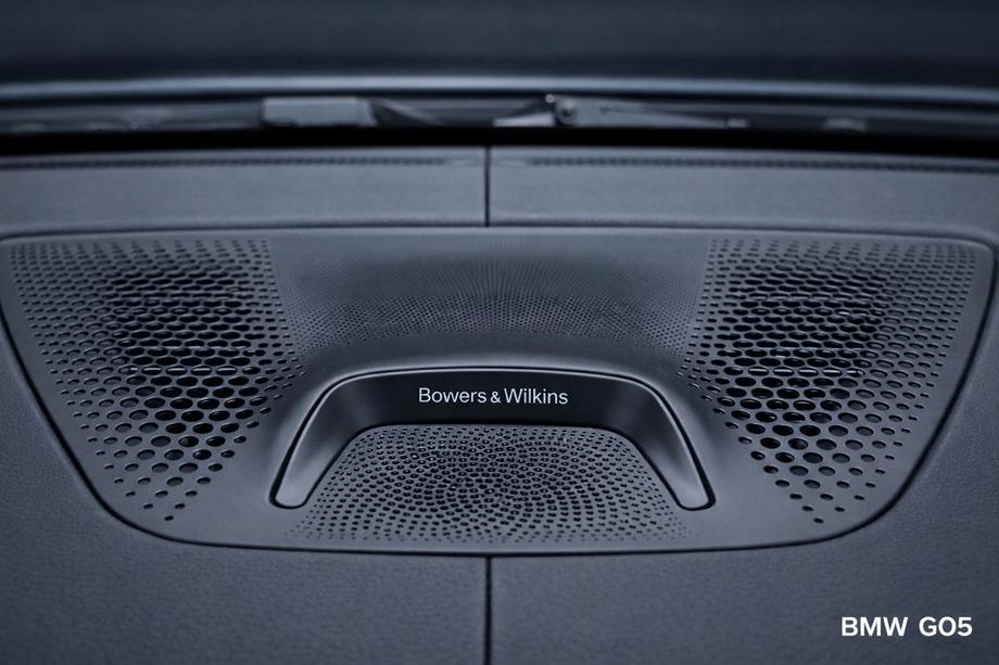 BMW X5 G05 2019–2026 Sada podsvícených krytů na palubní desku Bowers&Wilkins Fotografie 6