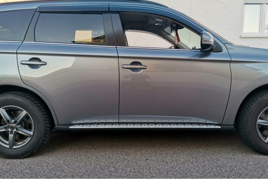 Mitsubishi Outlander 2012–2021 Boční prahy OEM V1 (2 ks, hliník) Image
