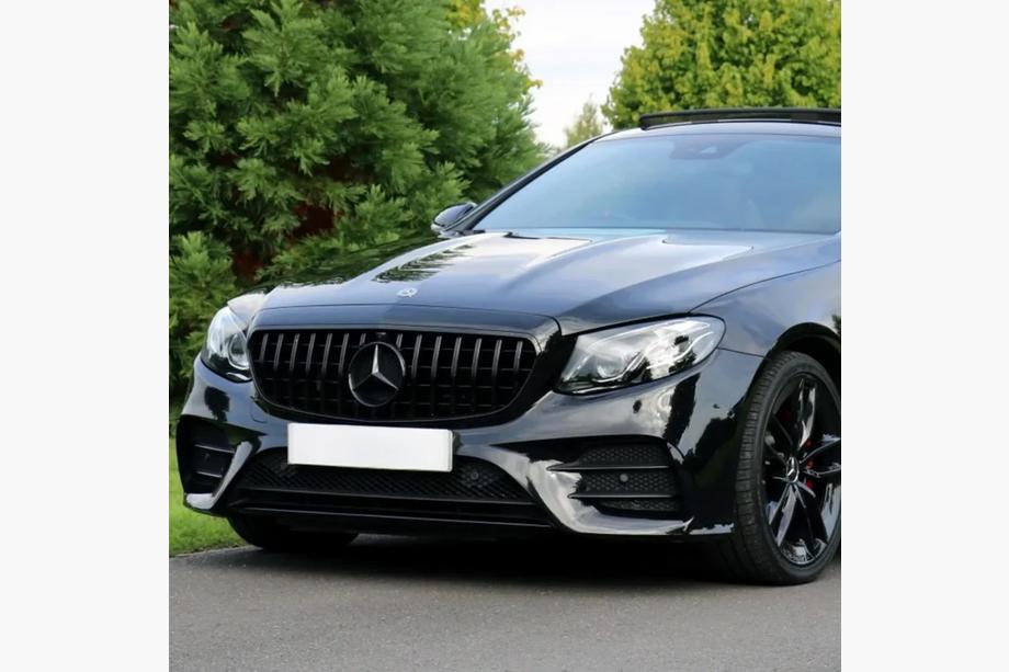 Mercedes E-class W213 2016–2023 Predni maska chladice GT Panamericana Black (pro Avantgarde/AMG-Line/E43 AMG/E53 AMG 2016-2020) Image