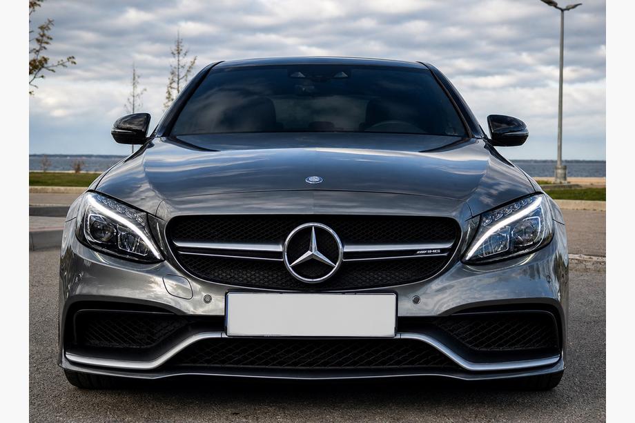 Mercedes C-Class W205 2014–2021 Přední nárazník kompletní (AMG C63-designs 2014-2018) Fotografie 1
