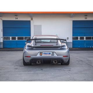 Spoiler GT4 RS fotografie 1