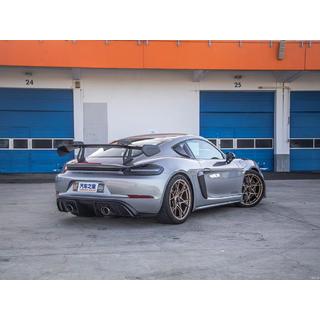 Spoiler GT4 RS fotografie 3