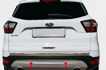 Ford Kuga/Escape 2013–2019 Nerezová lišta na hranu víka kufru fotografie 3