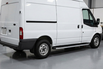 Ford Transit 2000–2014 Boční prahy Fullmond (2 ks, hliníkové) fotografie 1