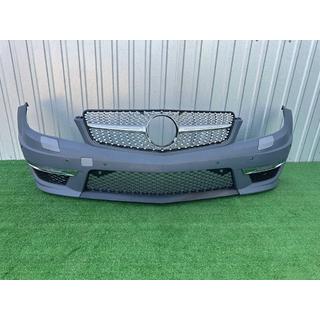 Přední nárazník AMG C63 2011-2014 s maskou chladiče Diamond Silver fotografie 1