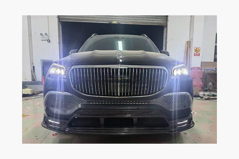 Mercedes GLS X167 2019– Sada body kitu LRT Carbon (pro Maybach 2019-2023) Fotografie 11