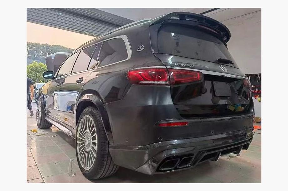 Mercedes GLS X167 2019– Sada body kitu LRT Carbon (pro Maybach 2019-2023) Fotografie 14