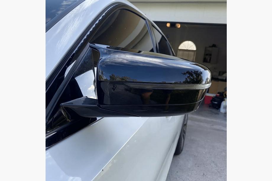BMW řada 8 G14/G15/G16 2018– Kryty zrcátek M-Look (s klipy, 2 ks) Image