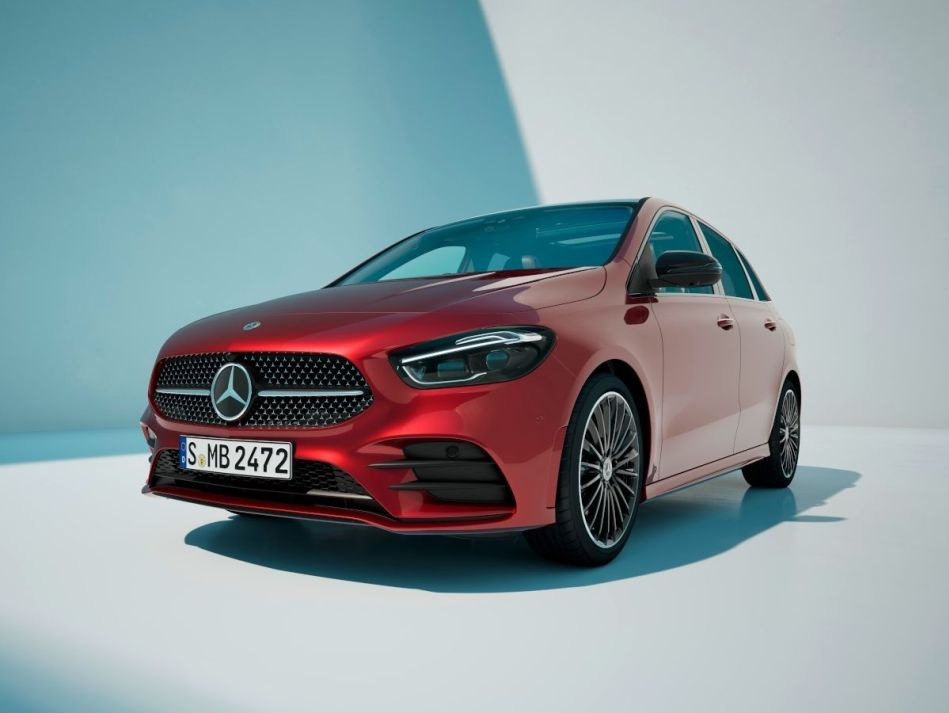 Mercedes-Benz B-Class (W247): modernizovaný prémiový kompaktní MPV