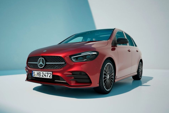 Mercedes-Benz B-Class (W247): modernizovaný prémiový kompaktní MPV