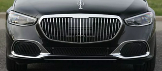 Mercedes S-сlass W223 2020– Přední maska Maybach fotografie 1