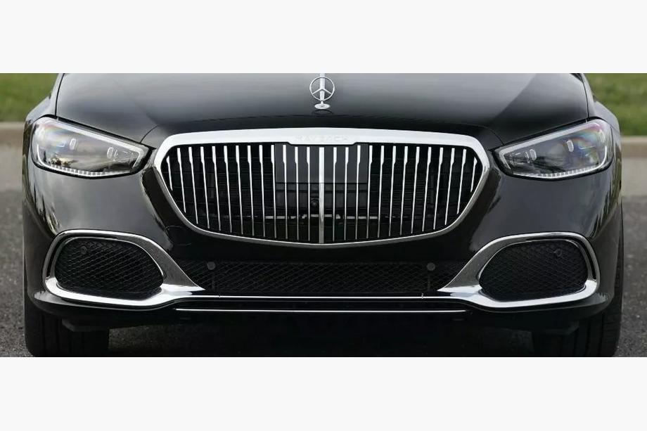 Mercedes S-сlass W223 2020– Přední maska Maybach Image
