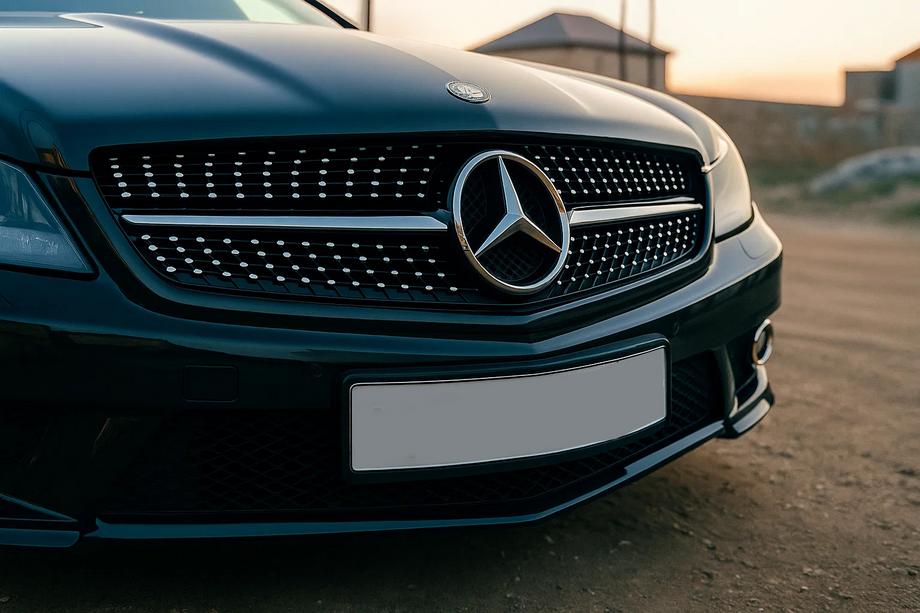 Mercedes SL R230 2001–2011 Přední maska chladiče Diamond Black (2008-2011) Image