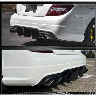 Spoiler zadního nárazníku s difuzorem (pro C63 AMG 2012-2014, karbon) fotografie 3