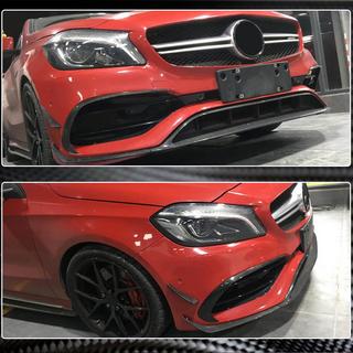 Karbonový lip spoiler na přední nárazník (pro AMG-Line / A45 AMG HB 2016-2018) fotografie 3