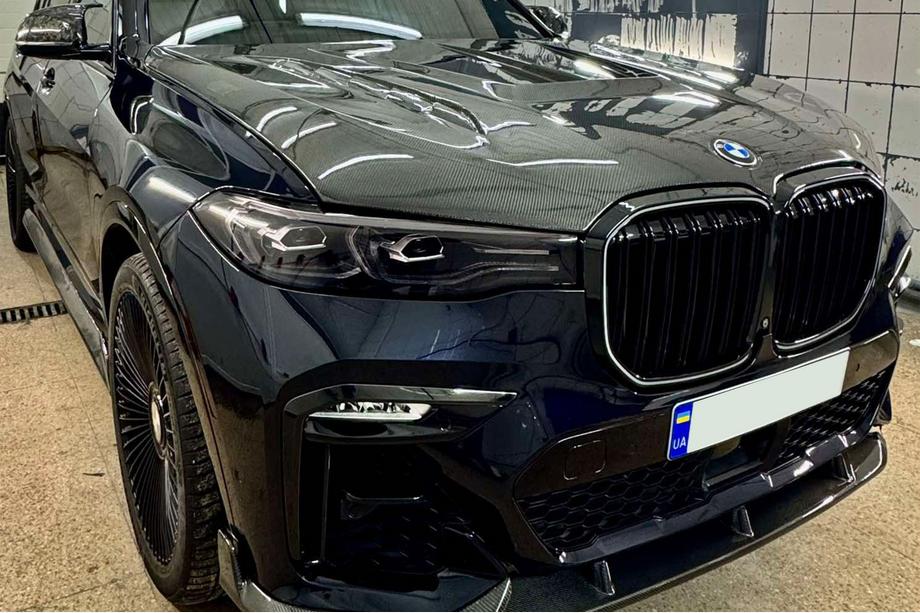 BMW X7 G07 2019– Karbonová kapota Image