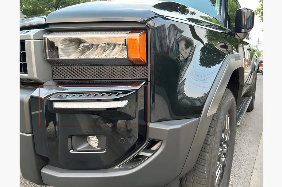 Toyota Land Cruiser Prado 250 2023– Denní svícení DRL Fotografie 1