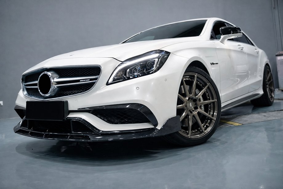 Mercedes CLS C218 2011–2018 Přední lip spoiler nárazníku Lip V2 (pro CLS63 AMG SD 2015-2018, karbon) Image