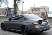 Mercedes E-class Coupé C238 2016–2024 Karbonové kryty předních blatníků (pro AMG-Line 2017-2019) fotografie 4