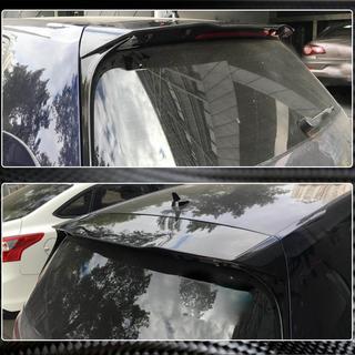 Spoiler V4 (pro GTI/R HB, karbon) fotografie 3