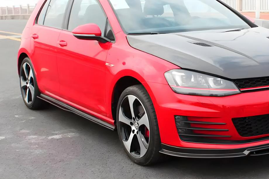Volkswagen Golf 7/E-Golf 2012–2020 Boční prahy (pro GTI HB 2012-2017, karbon) Fotografie 1