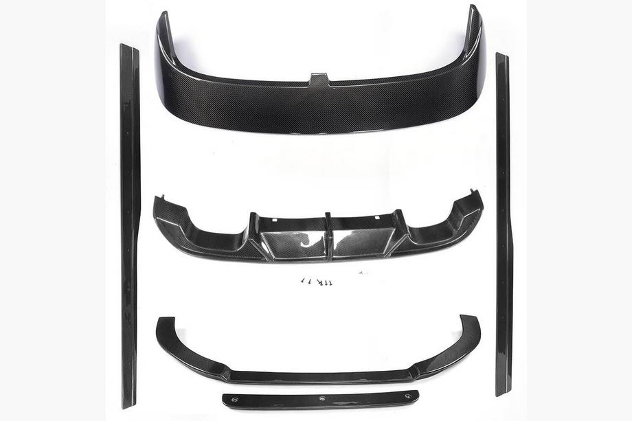 Volkswagen Golf 7/E-Golf 2012–2020 Kompletní sada bodykitu Carbon FullSet (pro R/R-line HB 2012-2017, karbon) Image