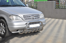 Mercedes ML W163 1997–2005 Nerezový přední ochranný rám (bullbar) fotografie 4
