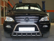 Mercedes ML W163 1997–2005 Nerezový přední ochranný rám (bullbar) fotografie 3