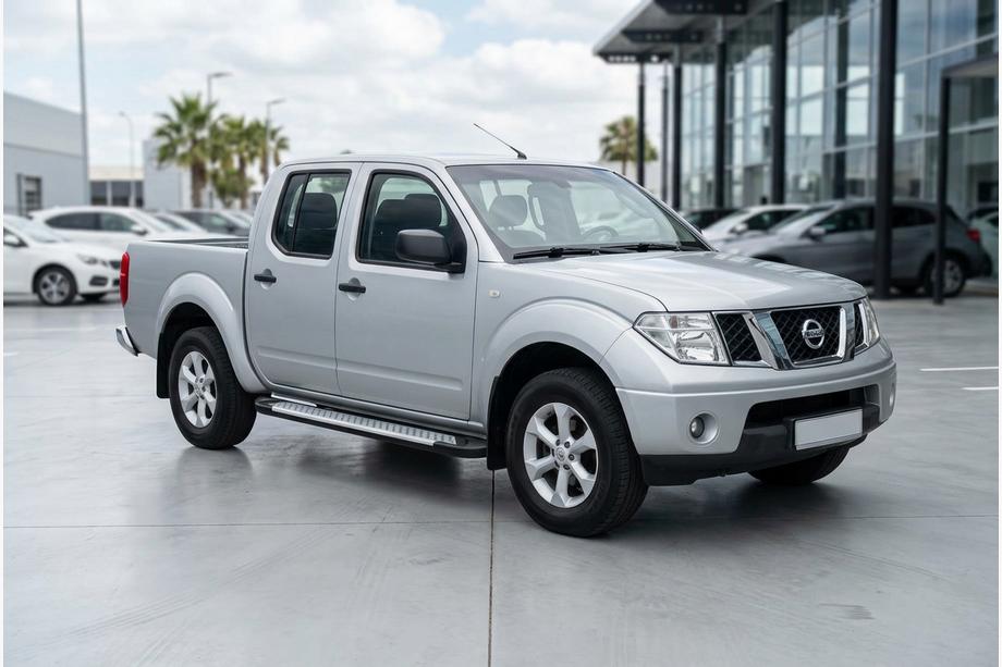 Nissan Navara 2006–2015 Boční nášlapy typ X5 (2 ks, hliník) Image