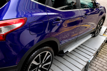 Nissan Qashqai 2014–2021 Boční nášlapy typ X5 (2 ks, hliník) fotografie 4