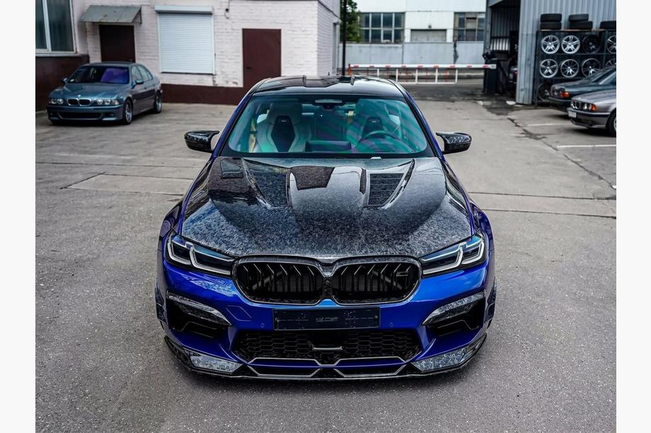 BMW řada 5 G30/G31 2017–2023 Kapota (styl F90, kovaný karbon) Image