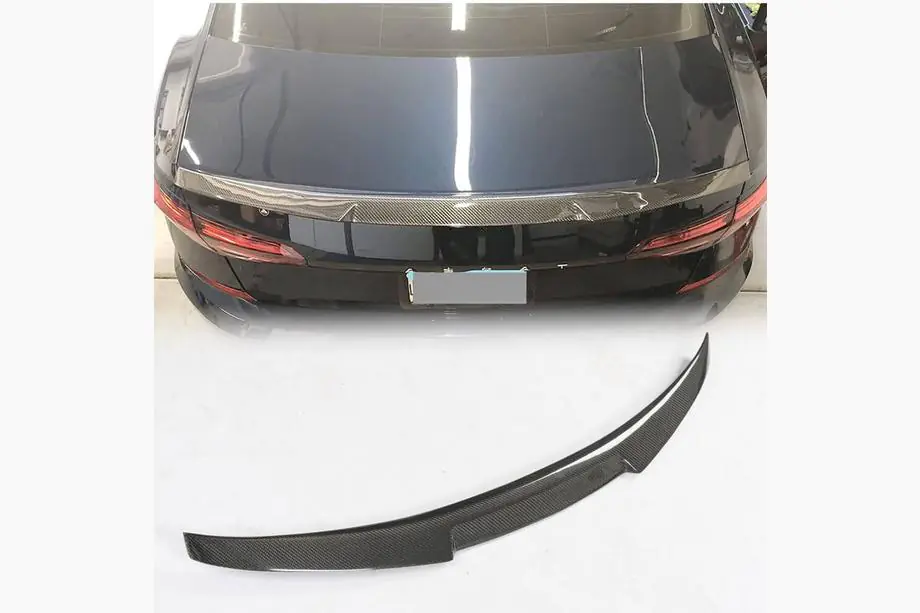 Volkswagen Passat B8 2015–2023 Spoiler (karbon) Image
