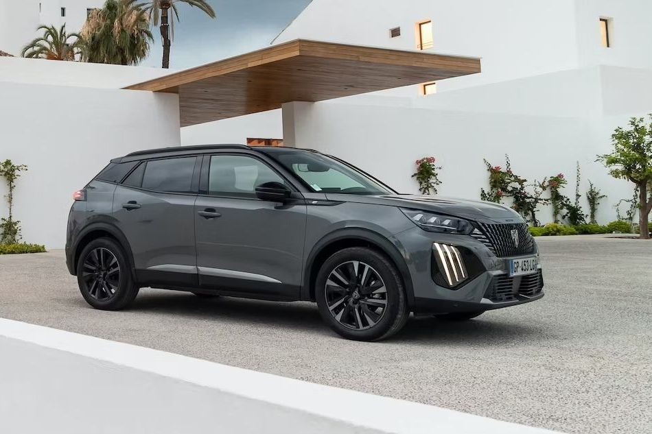 Modernizovaný Peugeot 2008: svěží pohled na městský crossover