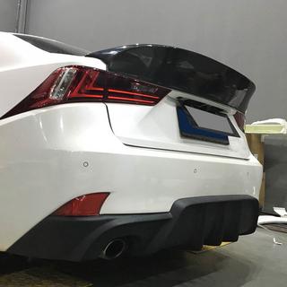 Spoiler V4 (pro 2013-2020, karbon) Lexus IS 2013– fotografie 2
